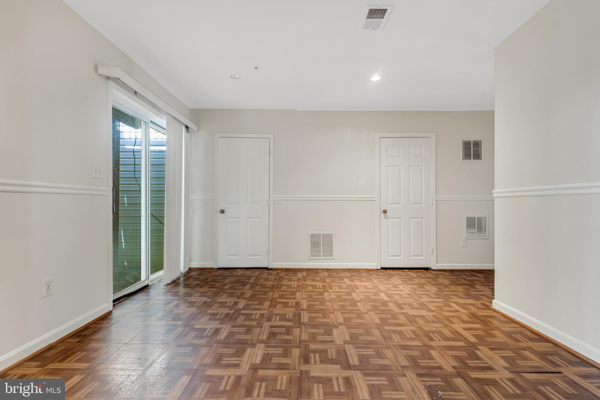 SETON SQUARE - Residential