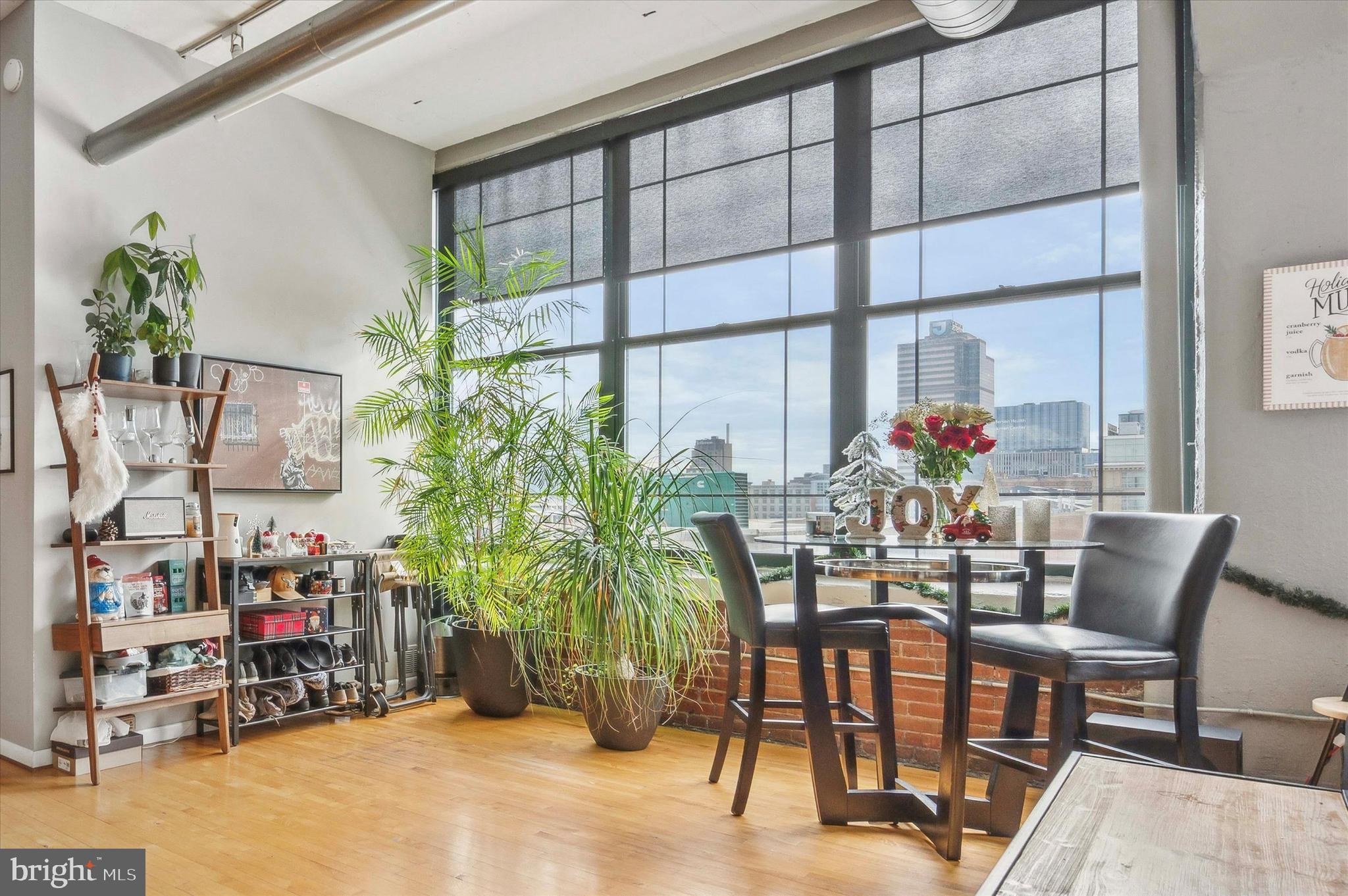 314-22 N 12TH STREET 805