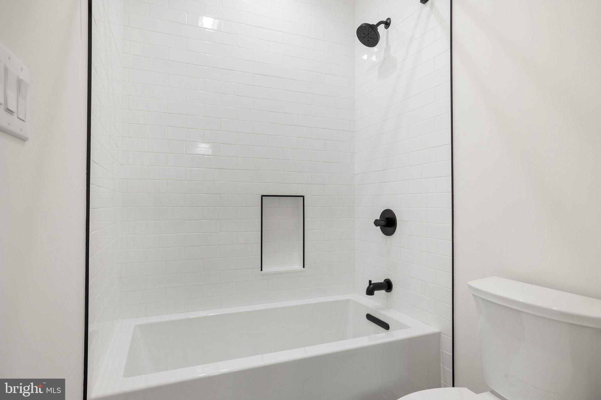 BRYN MAWR - Residential