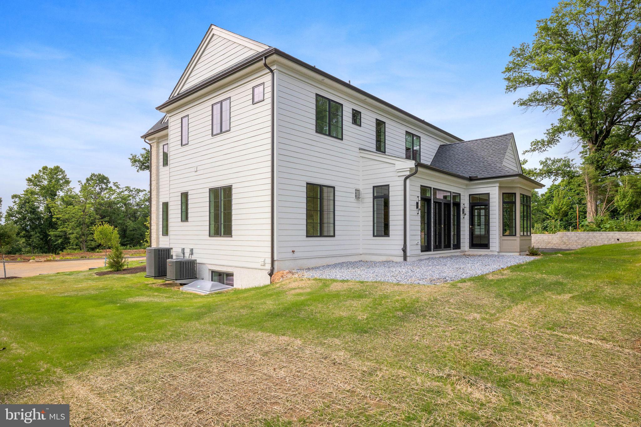 BRYN MAWR - Residential