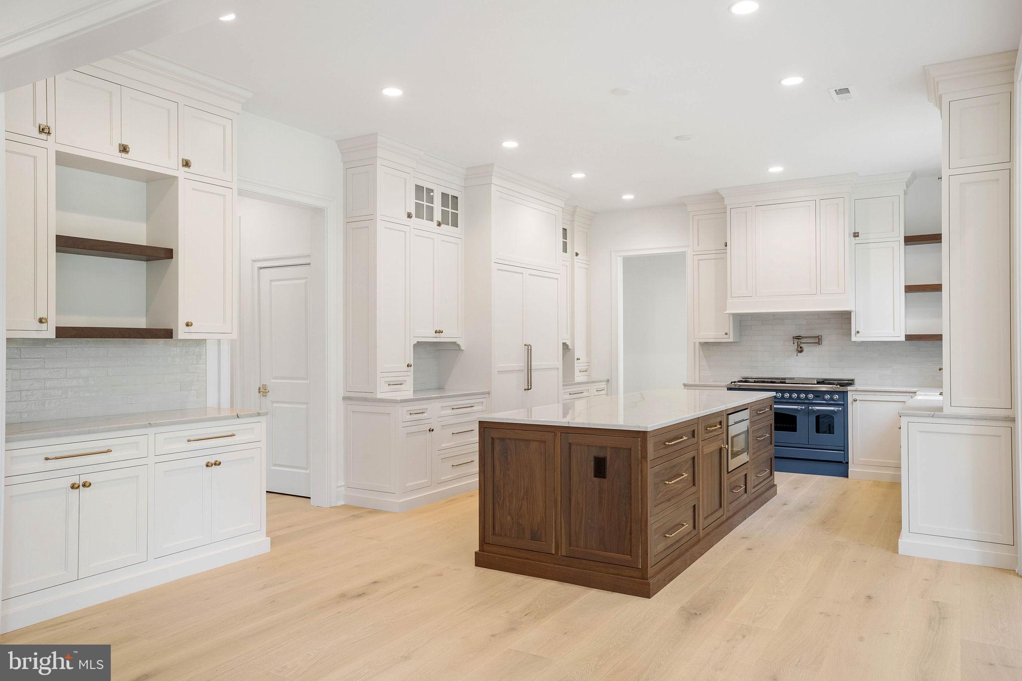 BRYN MAWR - Residential