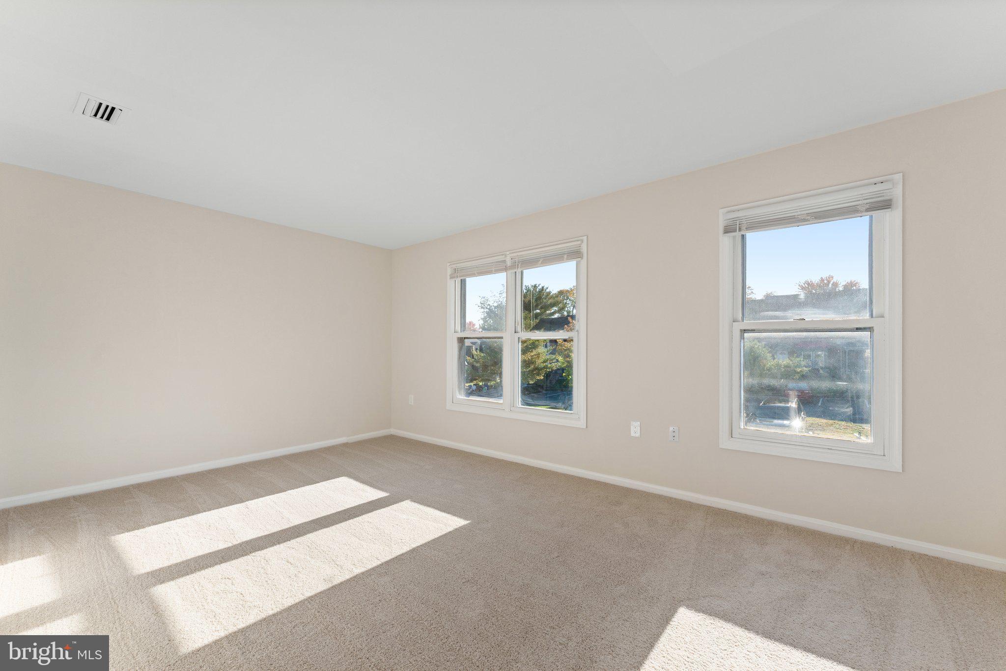 HERITAGE CROSSING - Residential