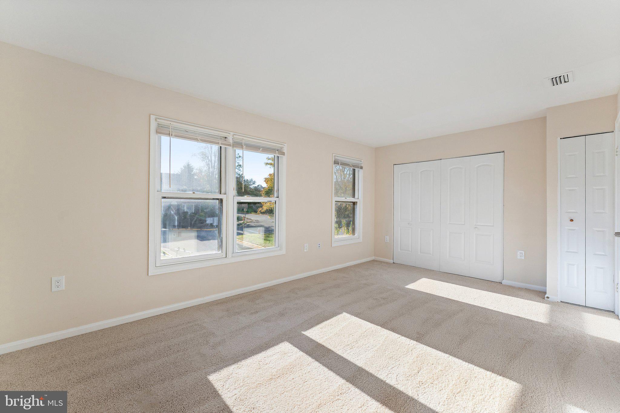 HERITAGE CROSSING - Residential