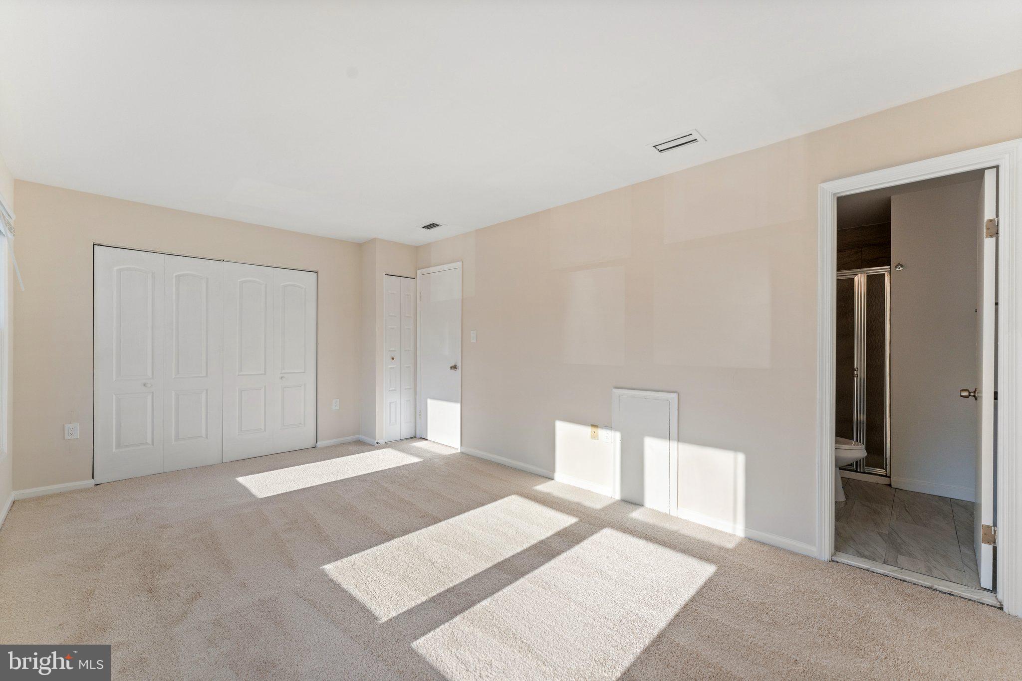 HERITAGE CROSSING - Residential