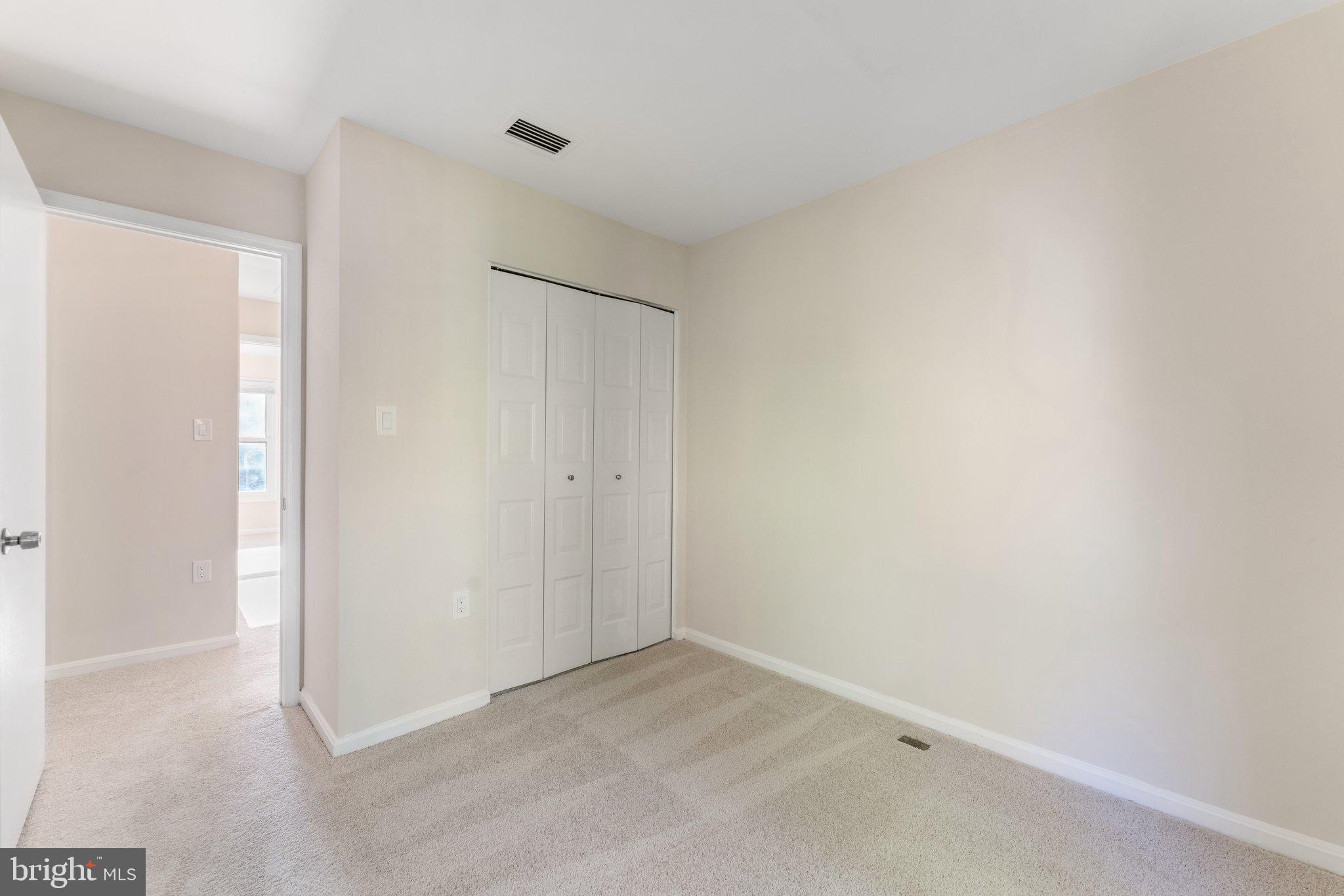 HERITAGE CROSSING - Residential