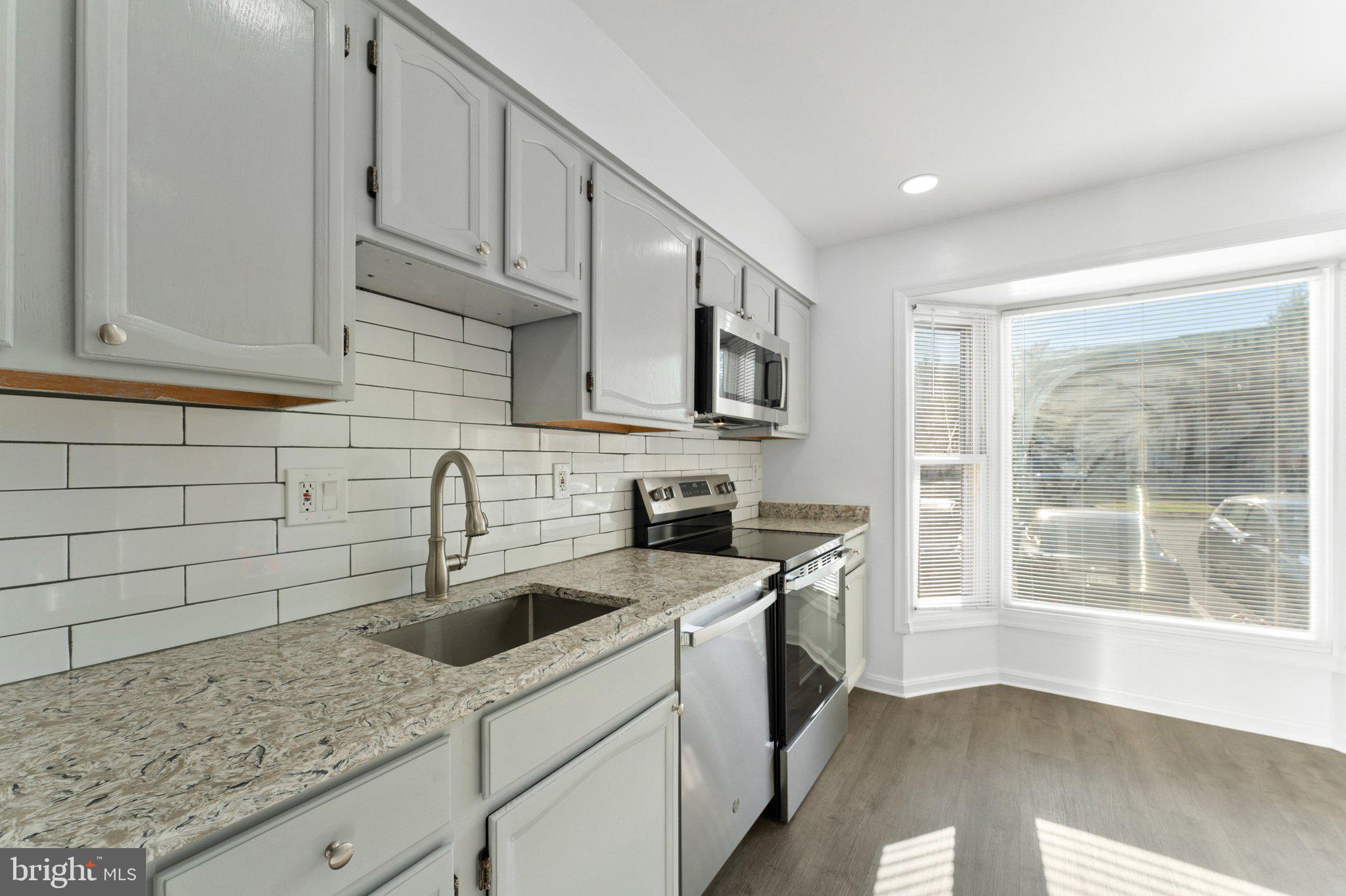 HERITAGE CROSSING - Residential