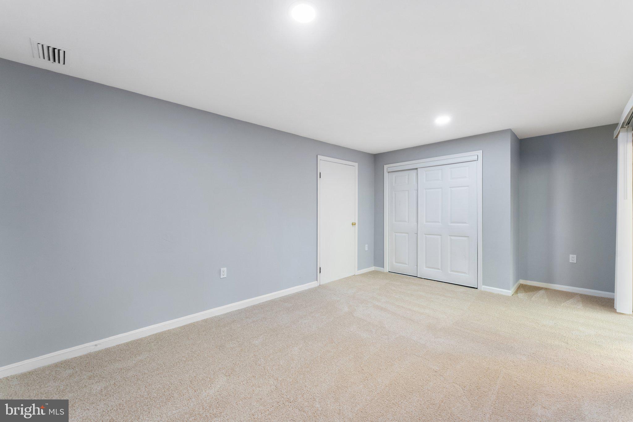 HERITAGE CROSSING - Residential