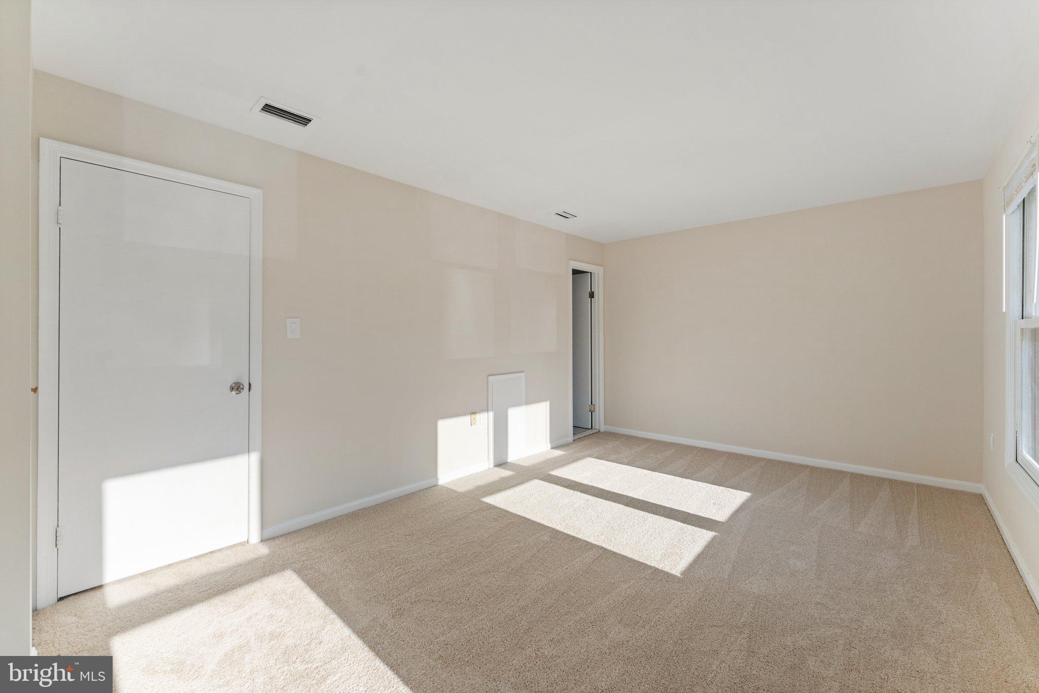 HERITAGE CROSSING - Residential