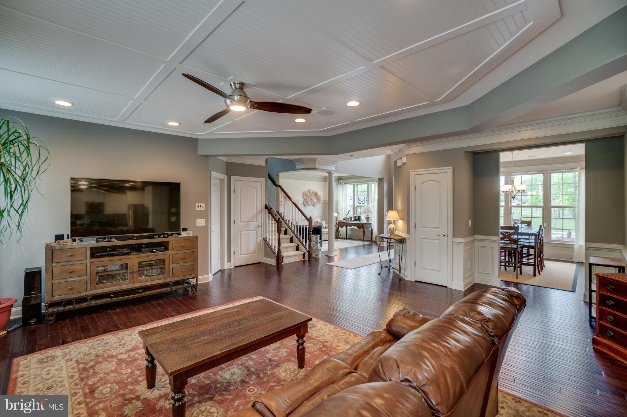 LIBERTY MANOR - Residential