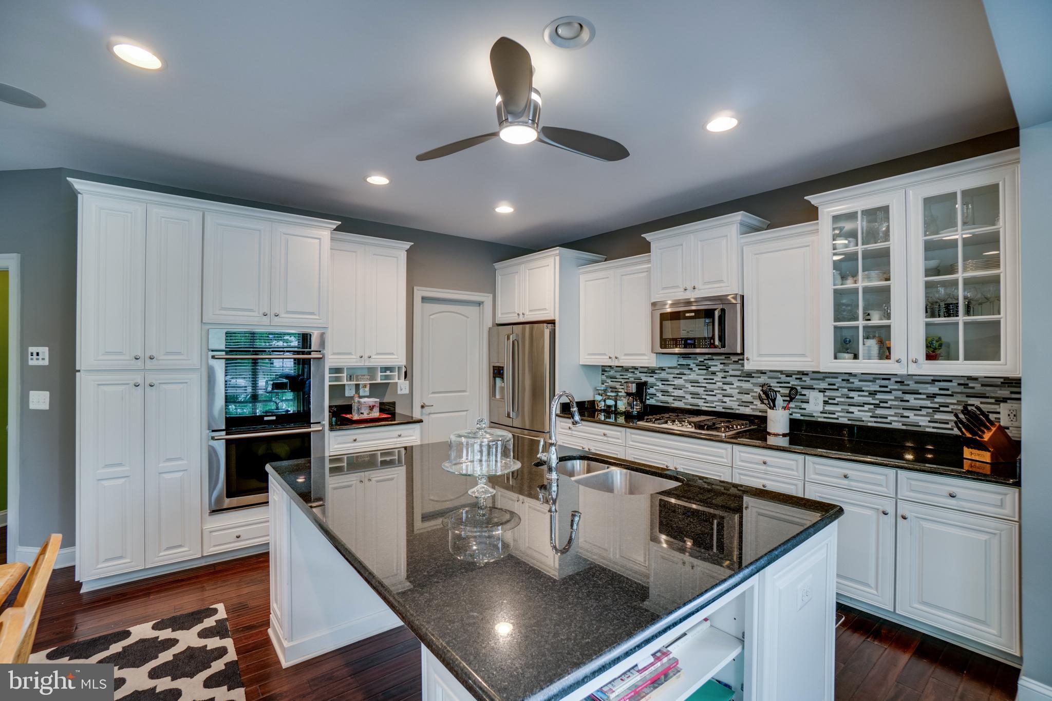 LIBERTY MANOR - Residential