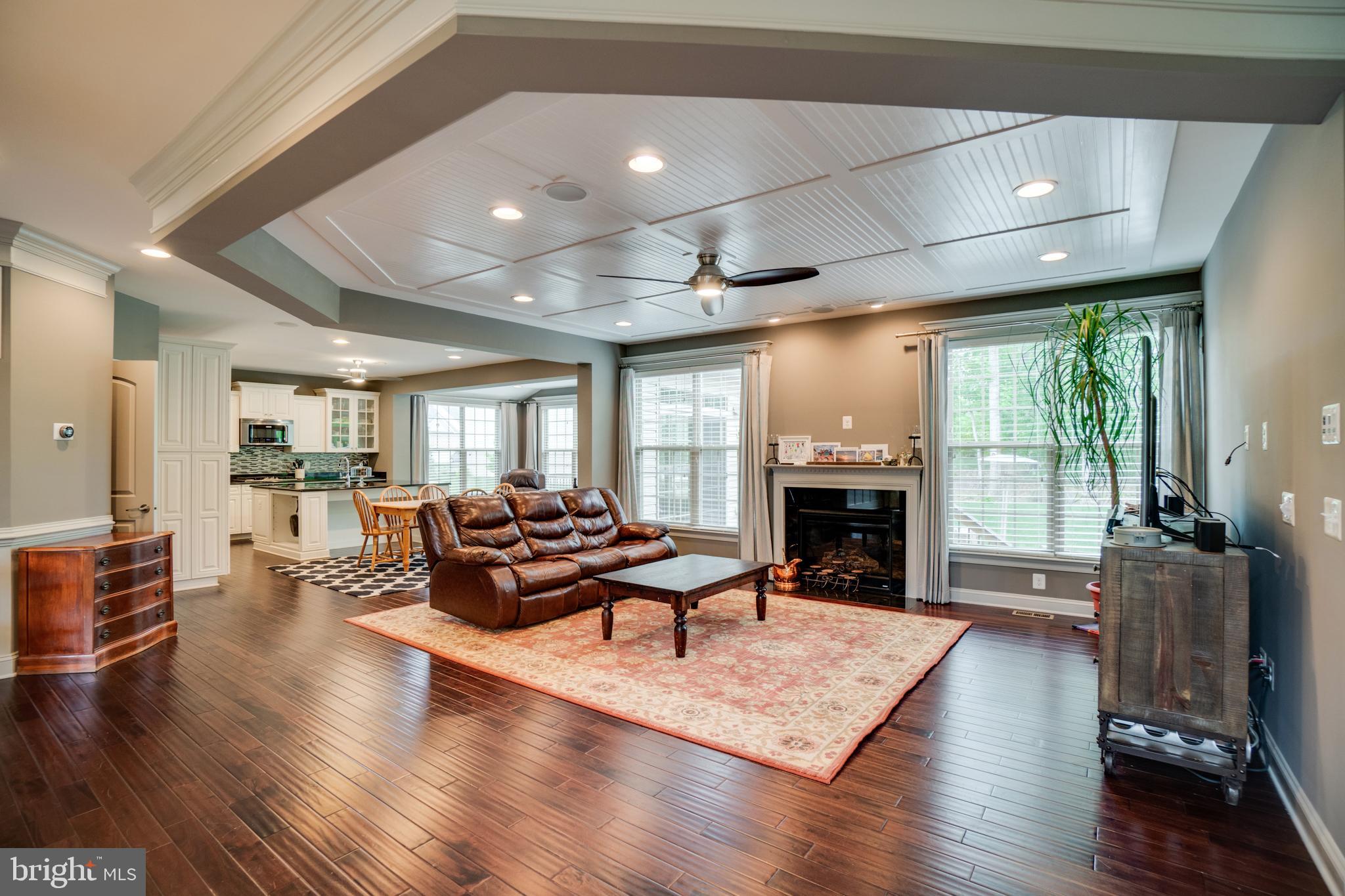 LIBERTY MANOR - Residential