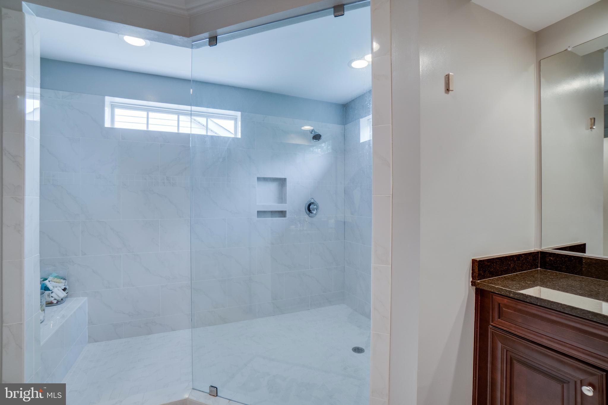 LIBERTY MANOR - Residential