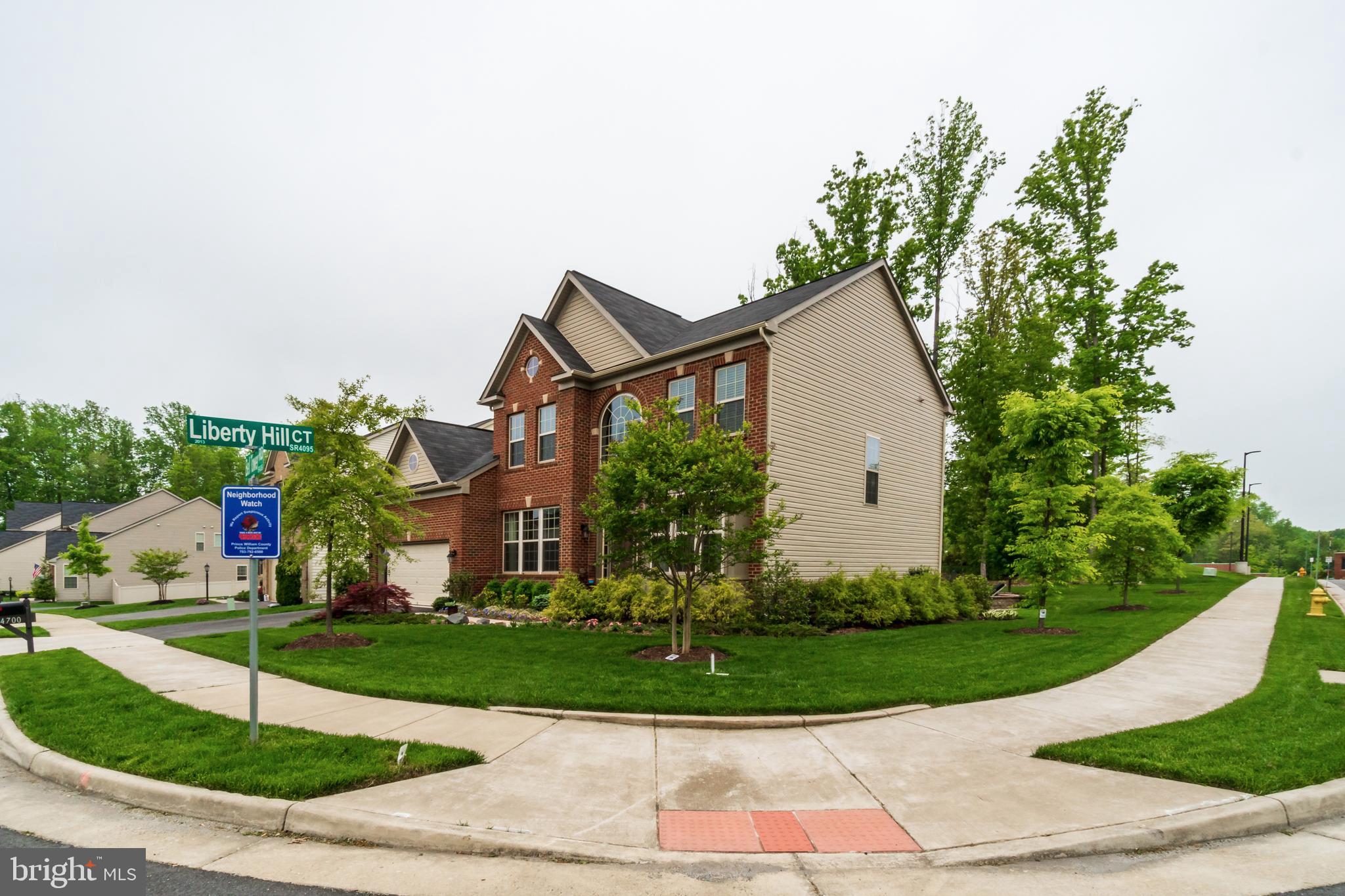 LIBERTY MANOR - Residential