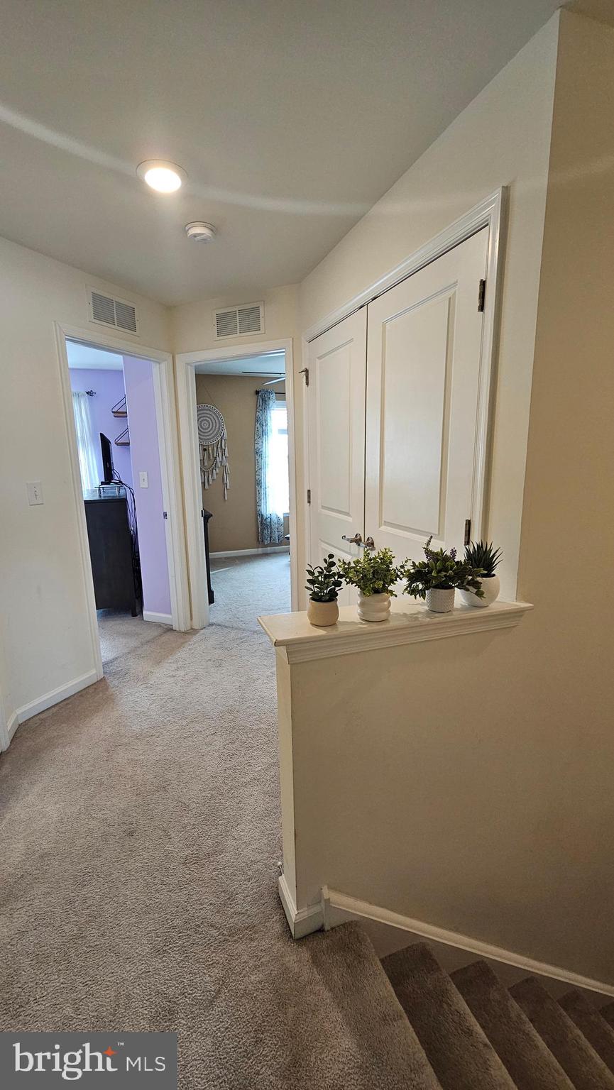 EDGEWATER - Residential