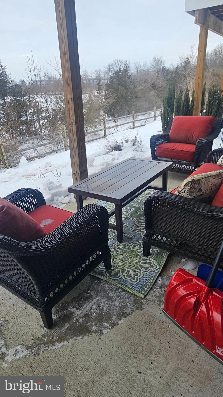 EDGEWATER - Residential