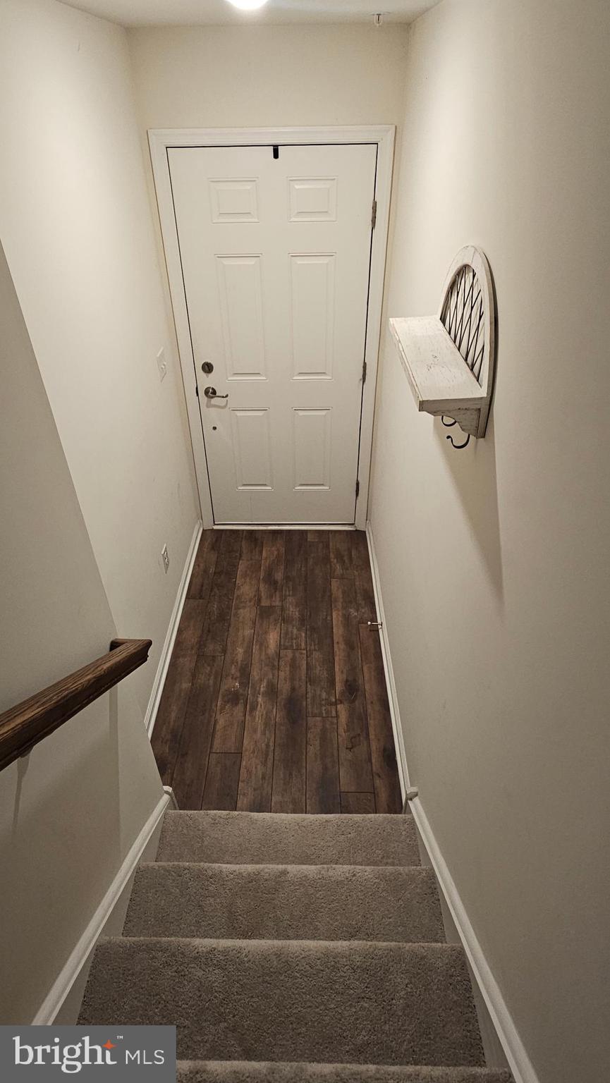 EDGEWATER - Residential