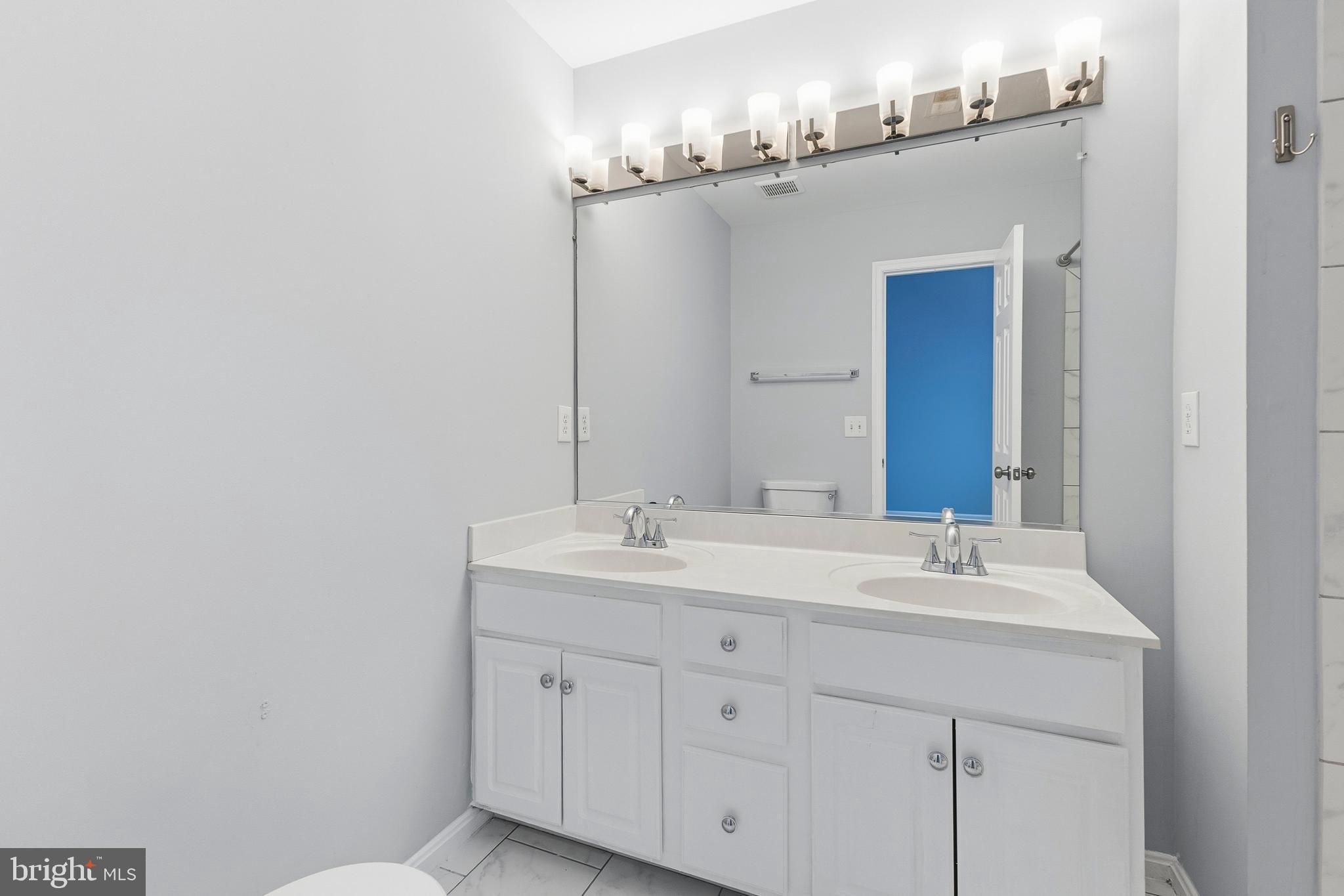 RIDGELEIGH - Residential