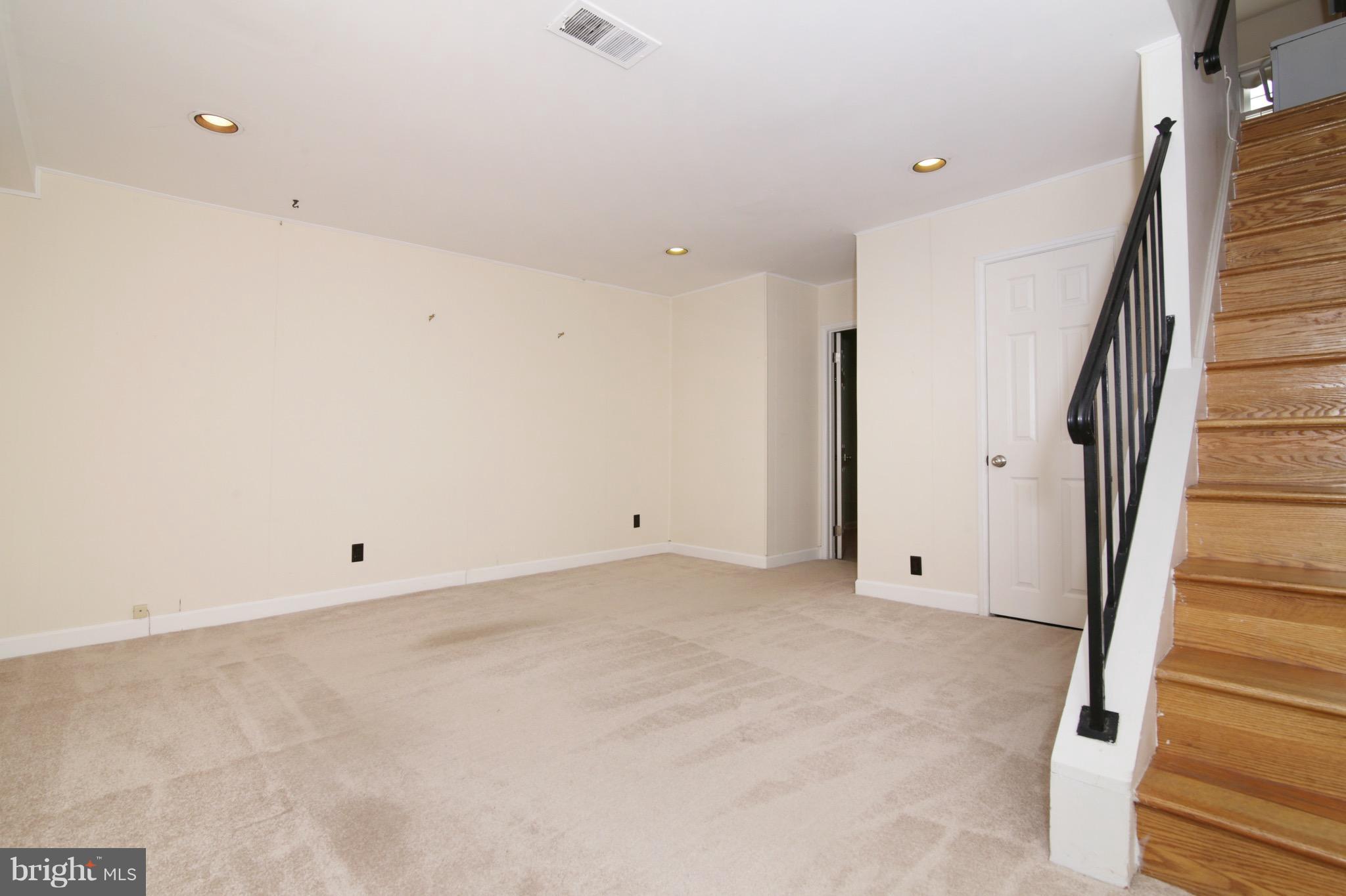 FAIRLINGTON COMMONS - Residential