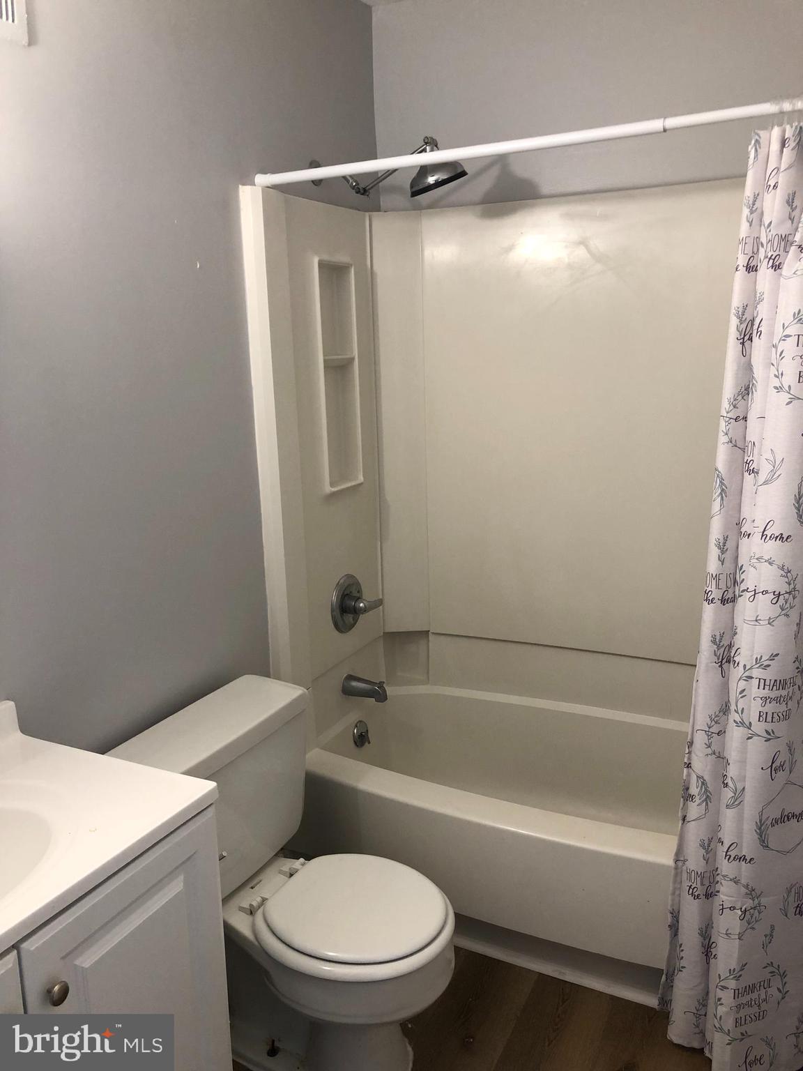 CROFTON MEADOWS - Residential