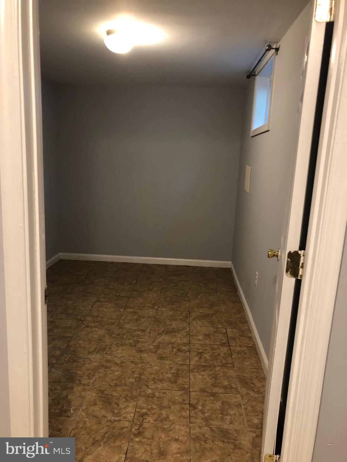 CROFTON MEADOWS - Residential