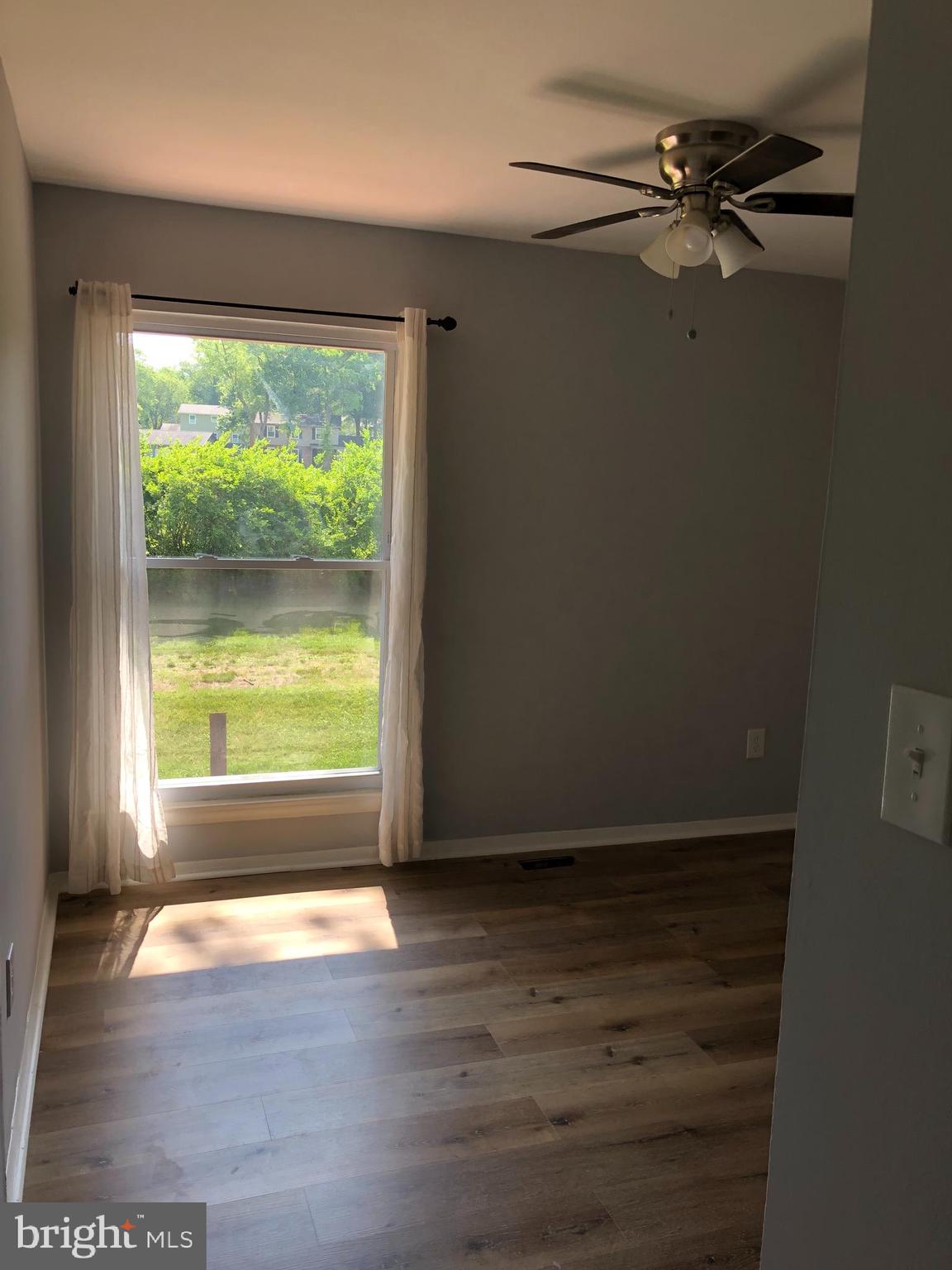 CROFTON MEADOWS - Residential