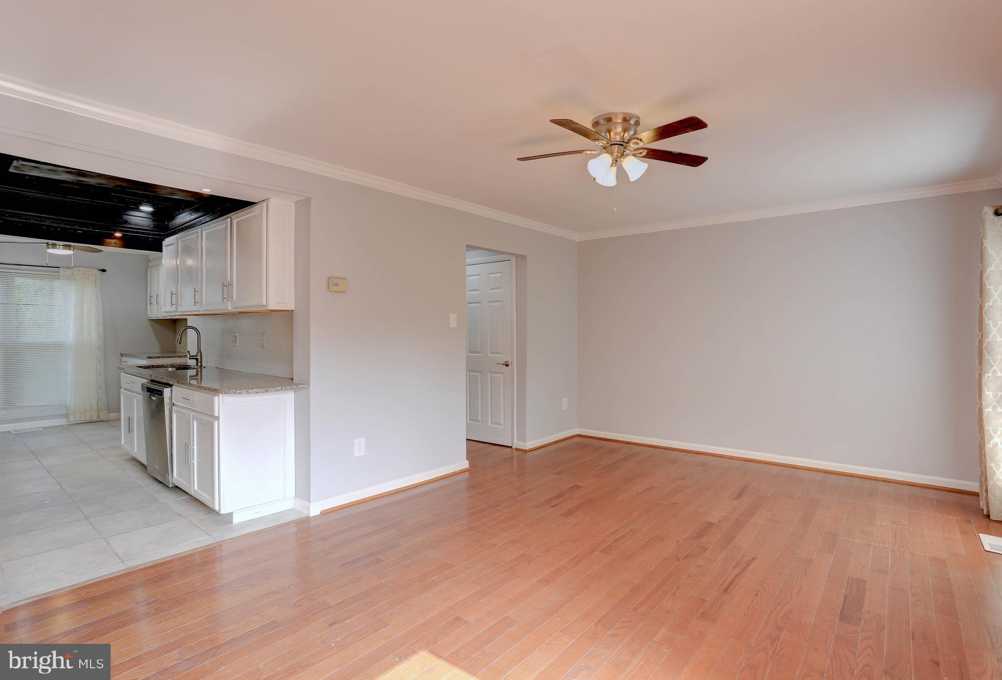 CROFTON MEADOWS - Residential