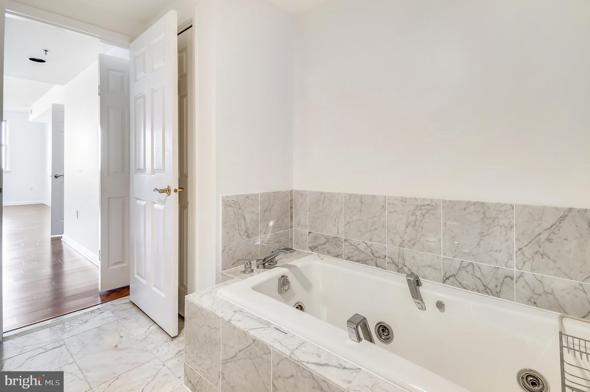 HERITAGE HARBOUR - Residential Lease