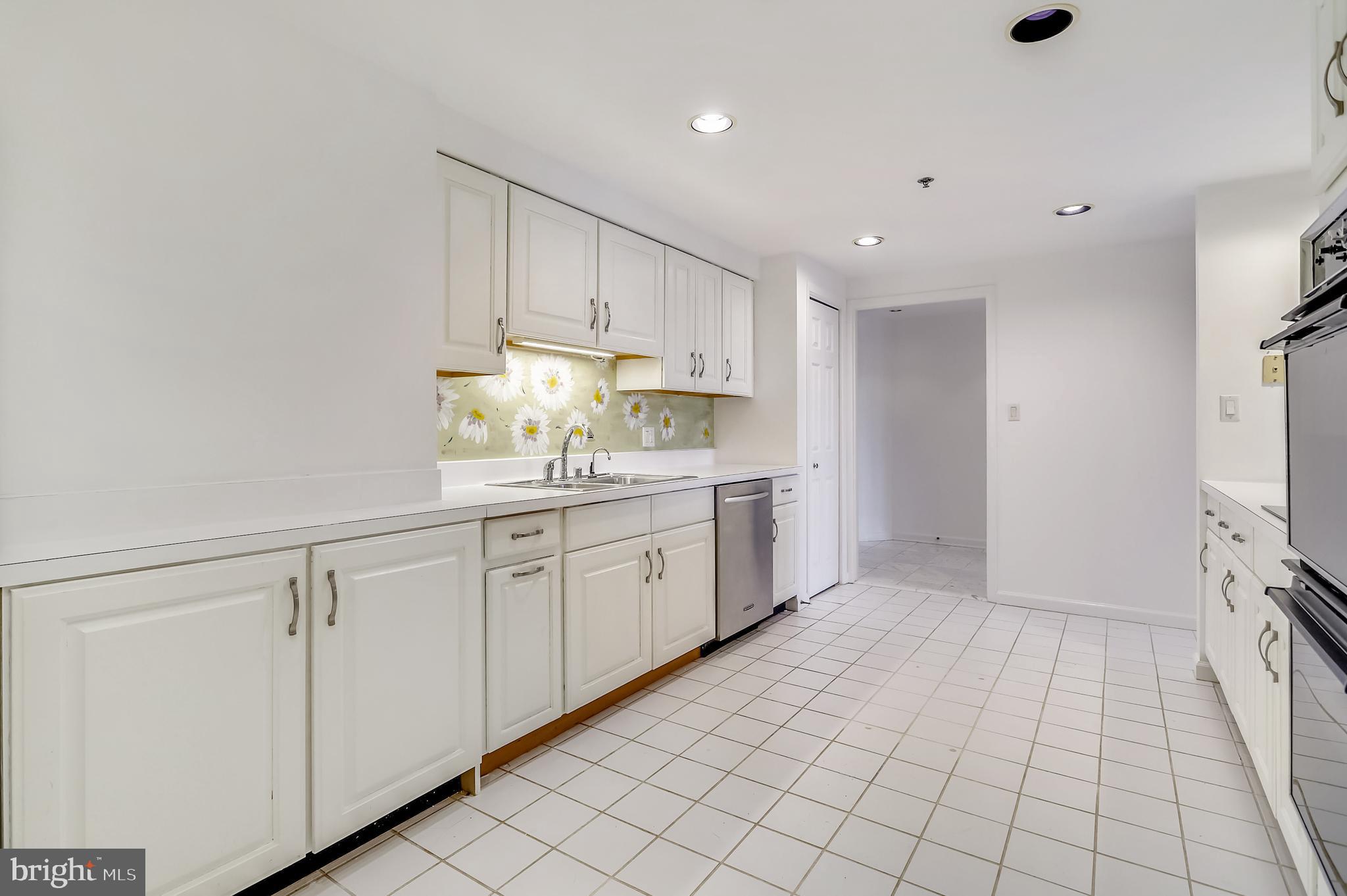 HERITAGE HARBOUR - Residential Lease