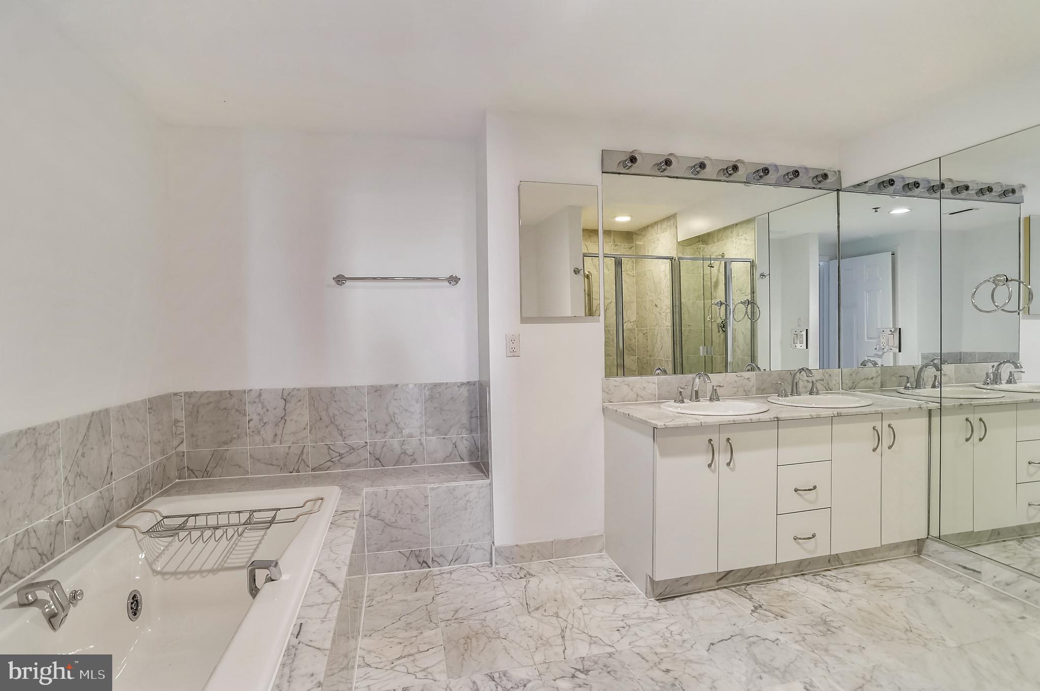 HERITAGE HARBOUR - Residential Lease