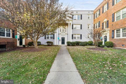 2037 38TH STREET SE 301 WASHINGTON DC 20020