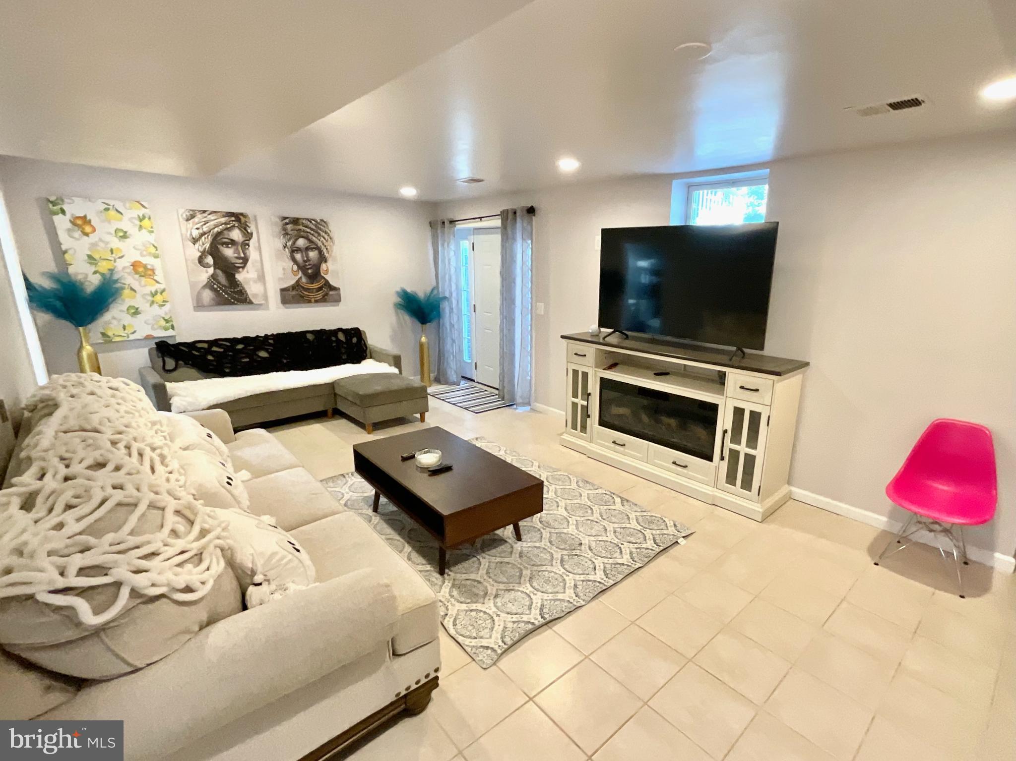 BRACEY ESTATES - Residential Lease