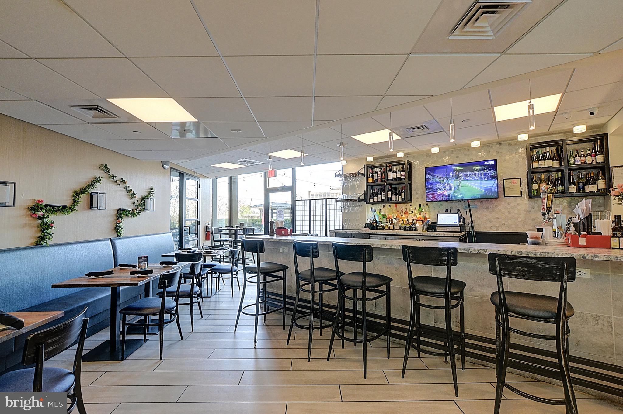 PROMENADE TOWERS - Residential Lease