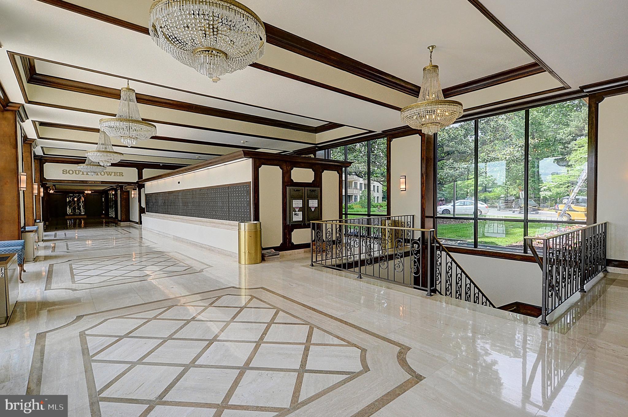 PROMENADE TOWERS - Residential Lease