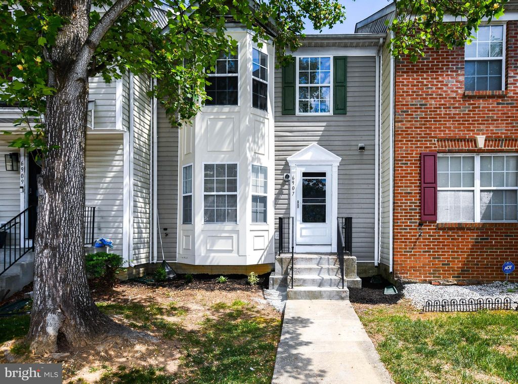 Photo of 6907 Wildrose Court, DISTRICT HEIGHTS, MD 20747 (MLS # MDPG2203440)