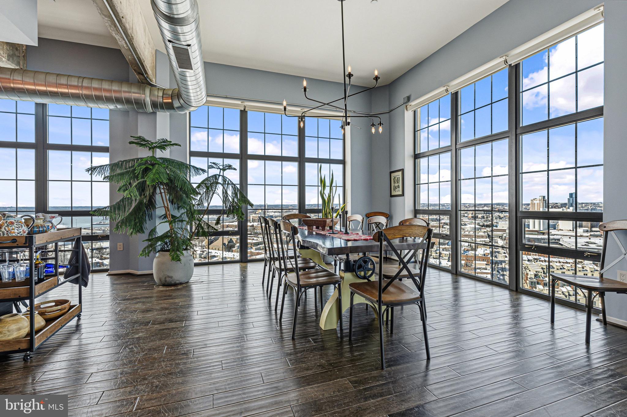 1200 STEUART STREET 1711