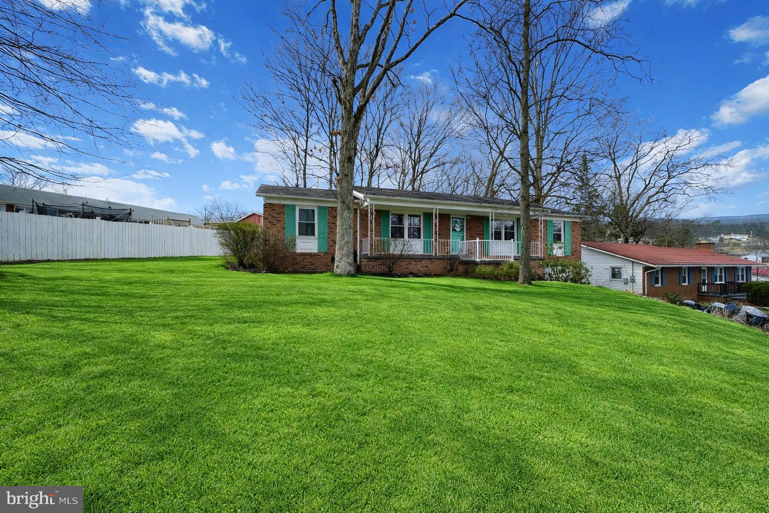 BEL AIR - Residential