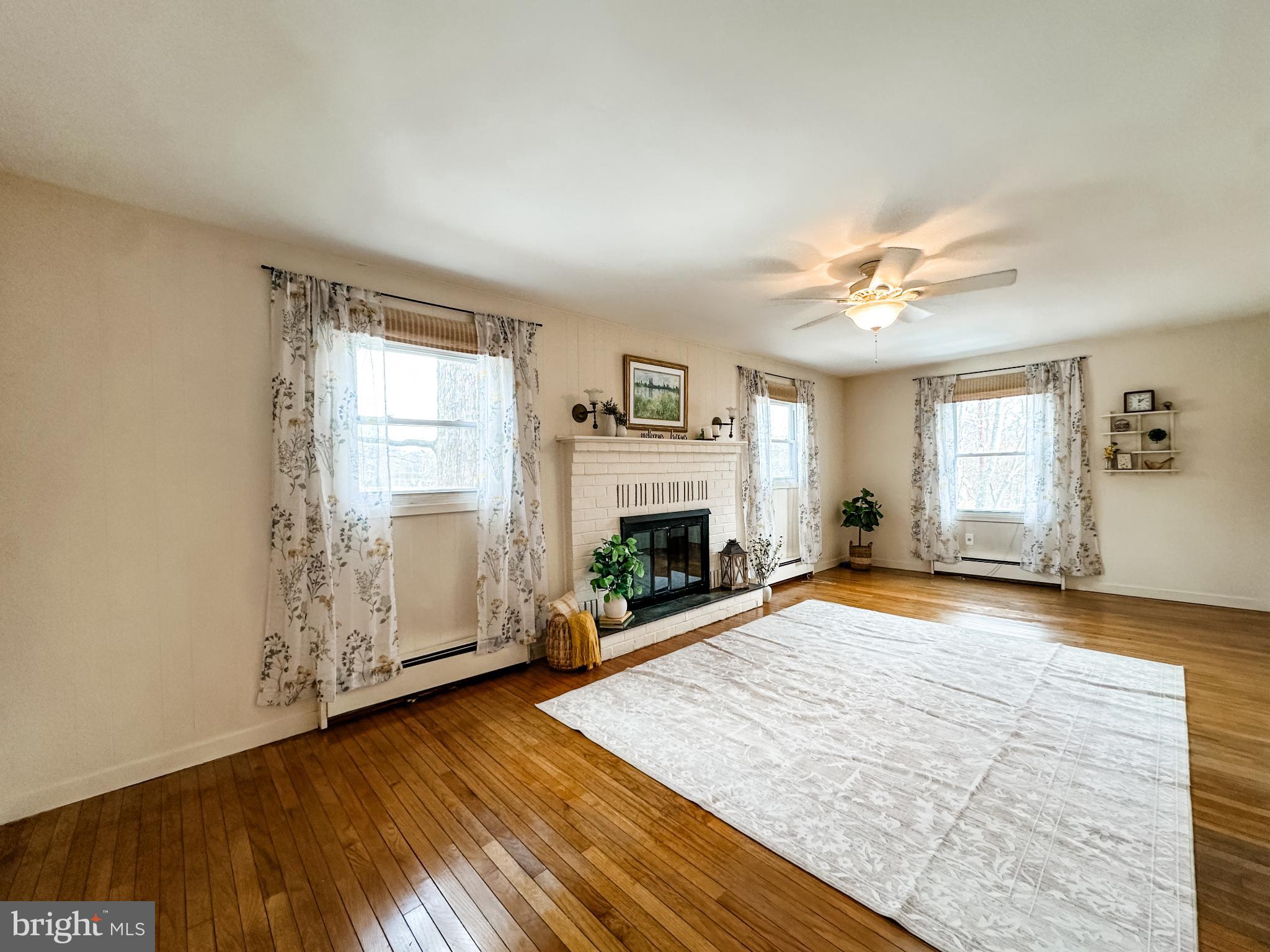 BEL AIR - Residential