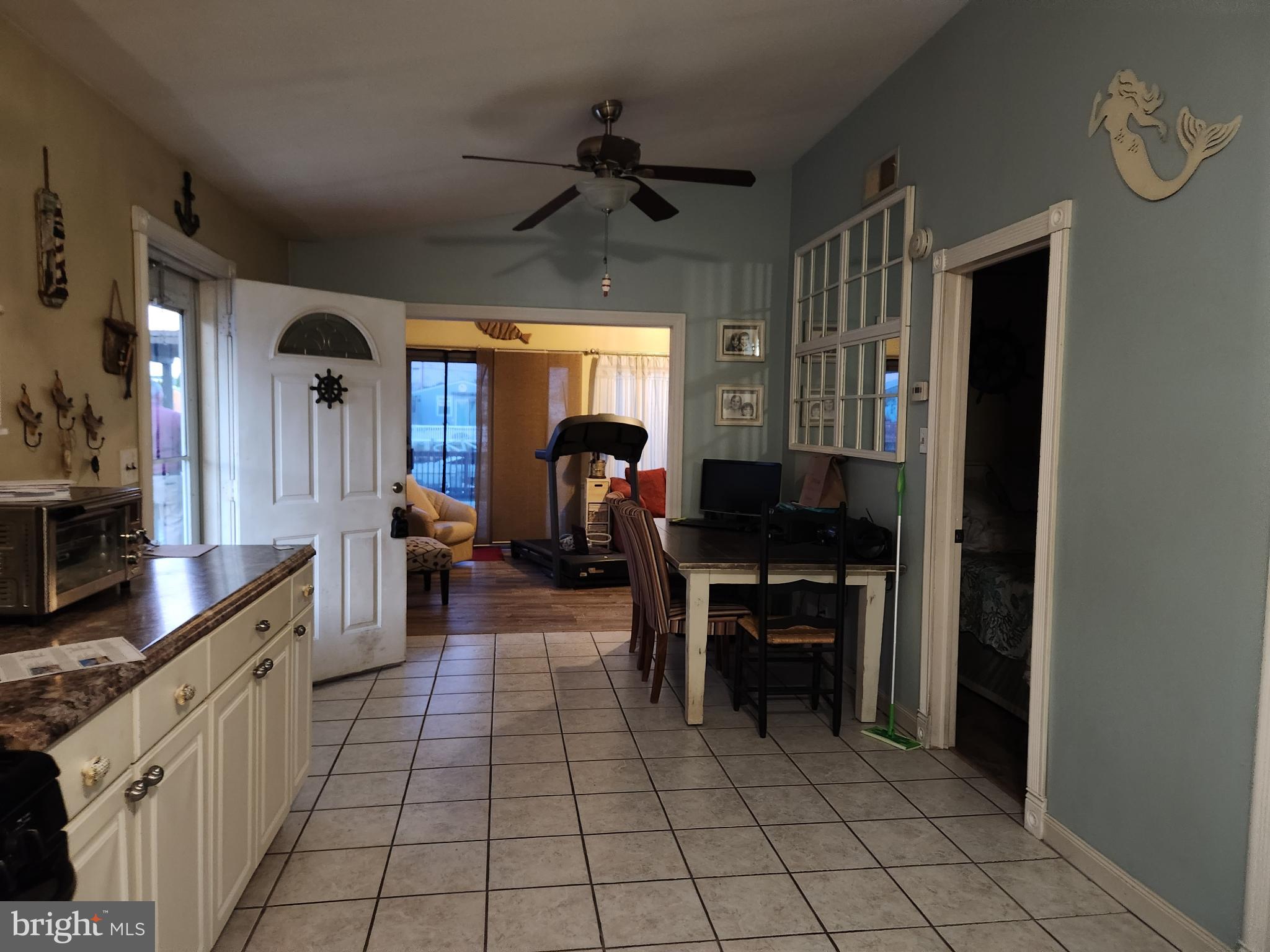 MYSTIC ISLAND - Residential