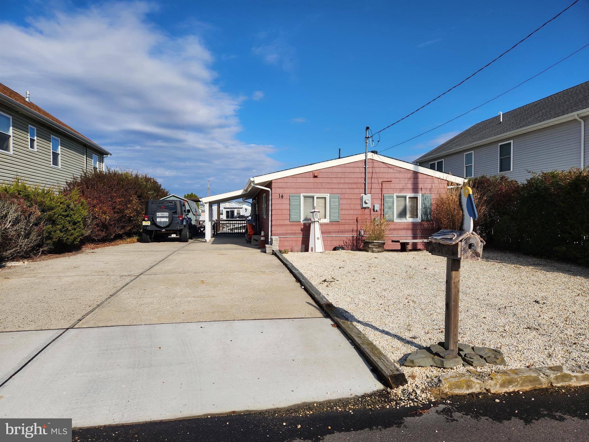 MYSTIC ISLAND - Residential