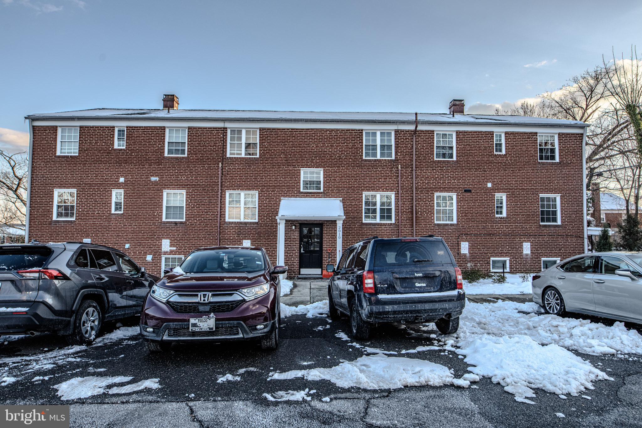 COLUMBIA PIKE - Residential Lease