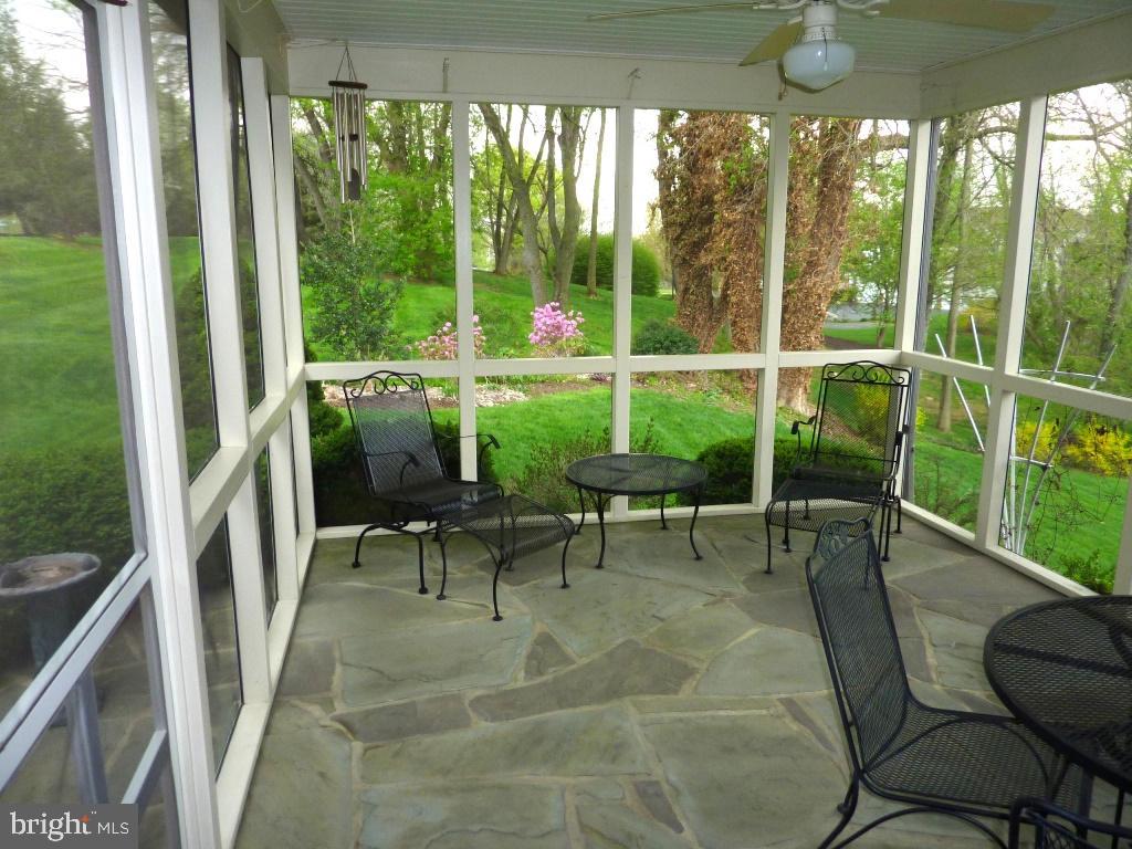 CROSSGATES - Residential