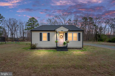 Photo of 2623 Jefferson Highway, LOUISA, VA 23093 (MLS # VALA2009558)