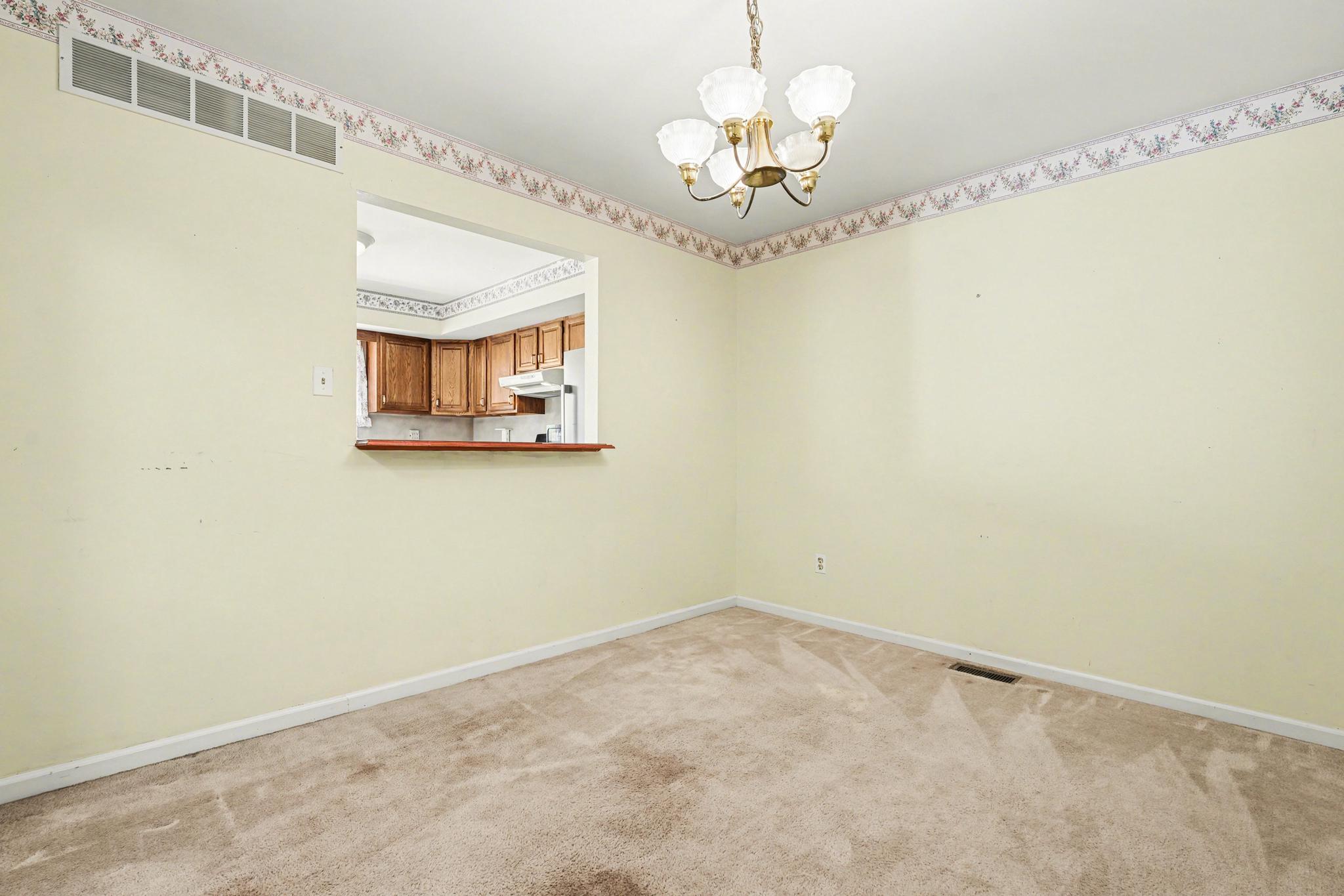 STRAWBERRY FIELDS - Residential