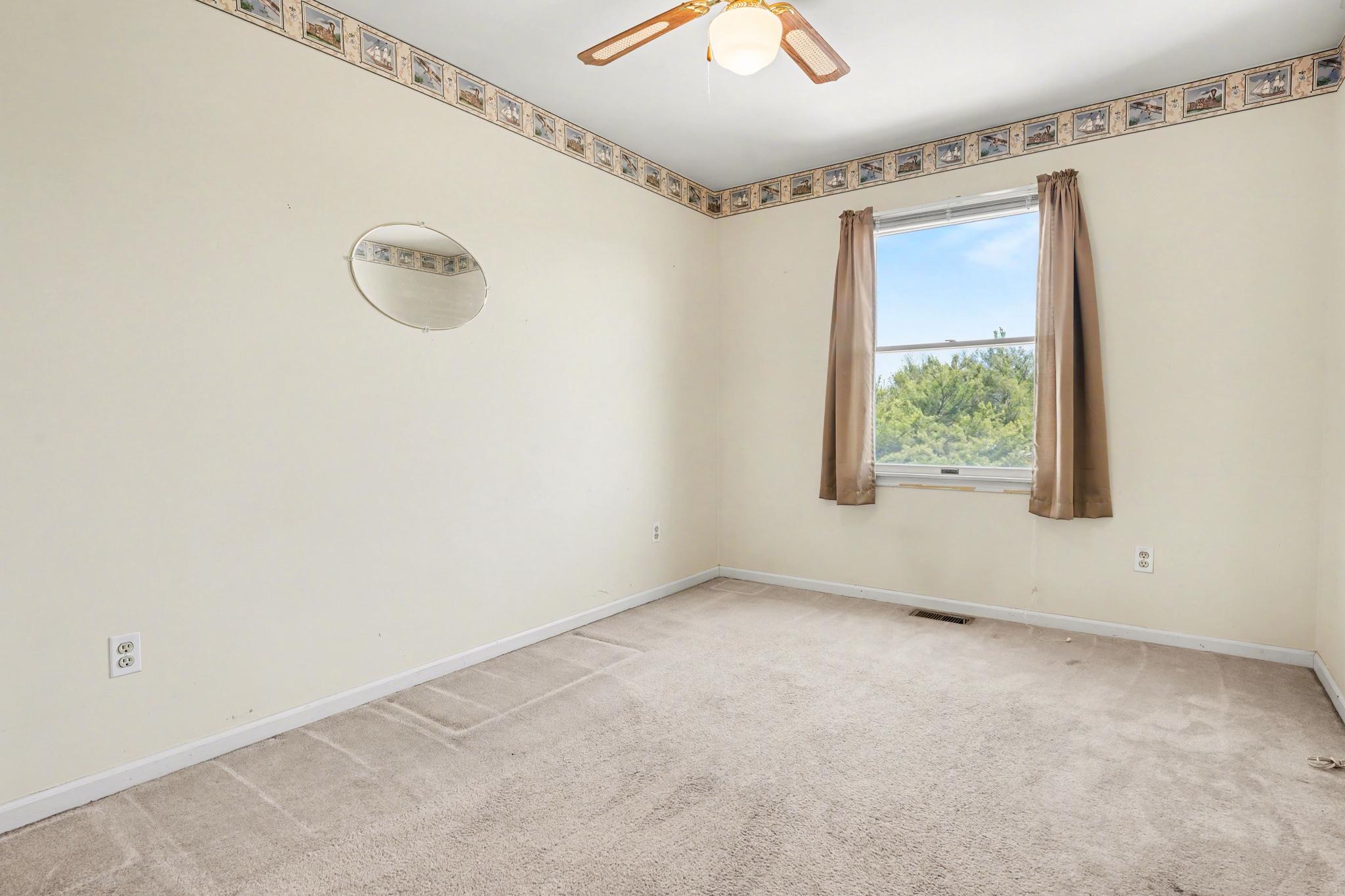 STRAWBERRY FIELDS - Residential