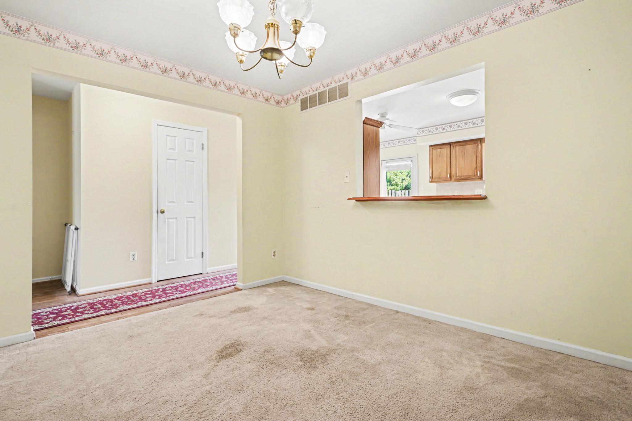 STRAWBERRY FIELDS - Residential