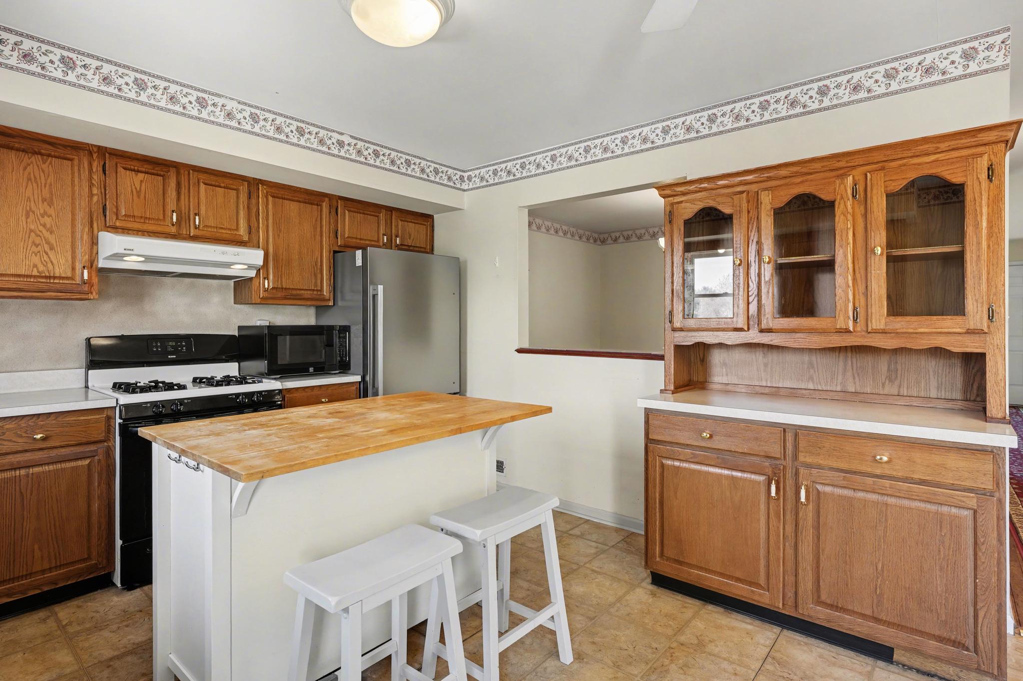 STRAWBERRY FIELDS - Residential