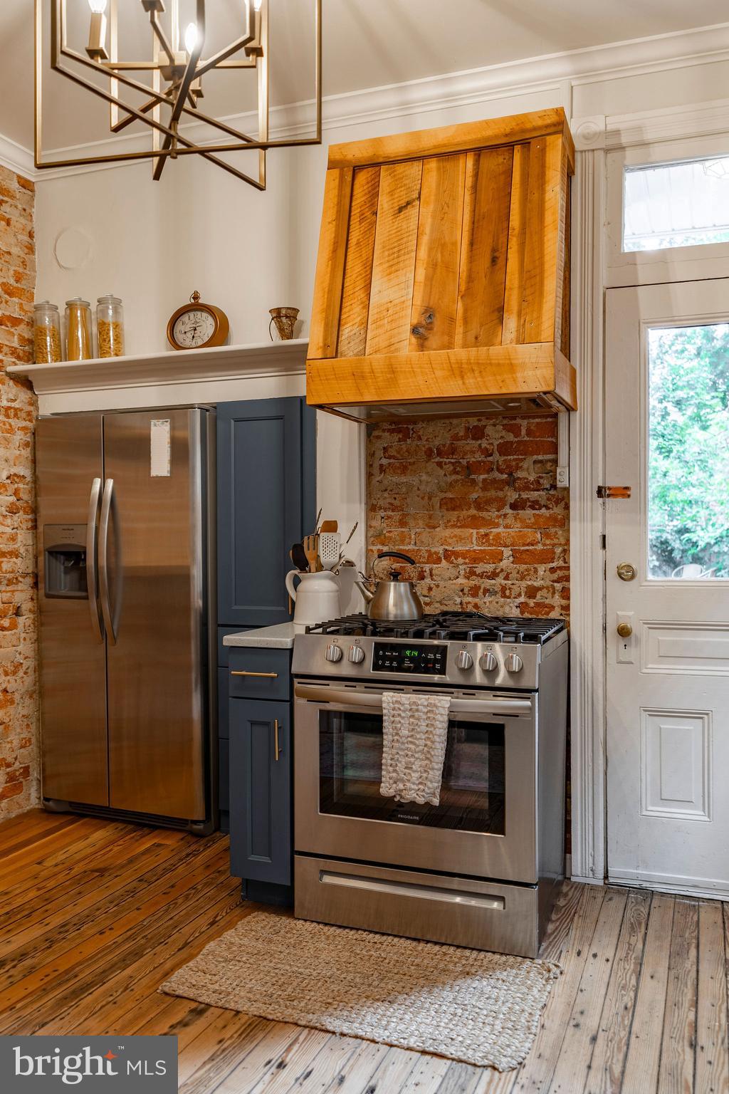 LANCASTER - Residential