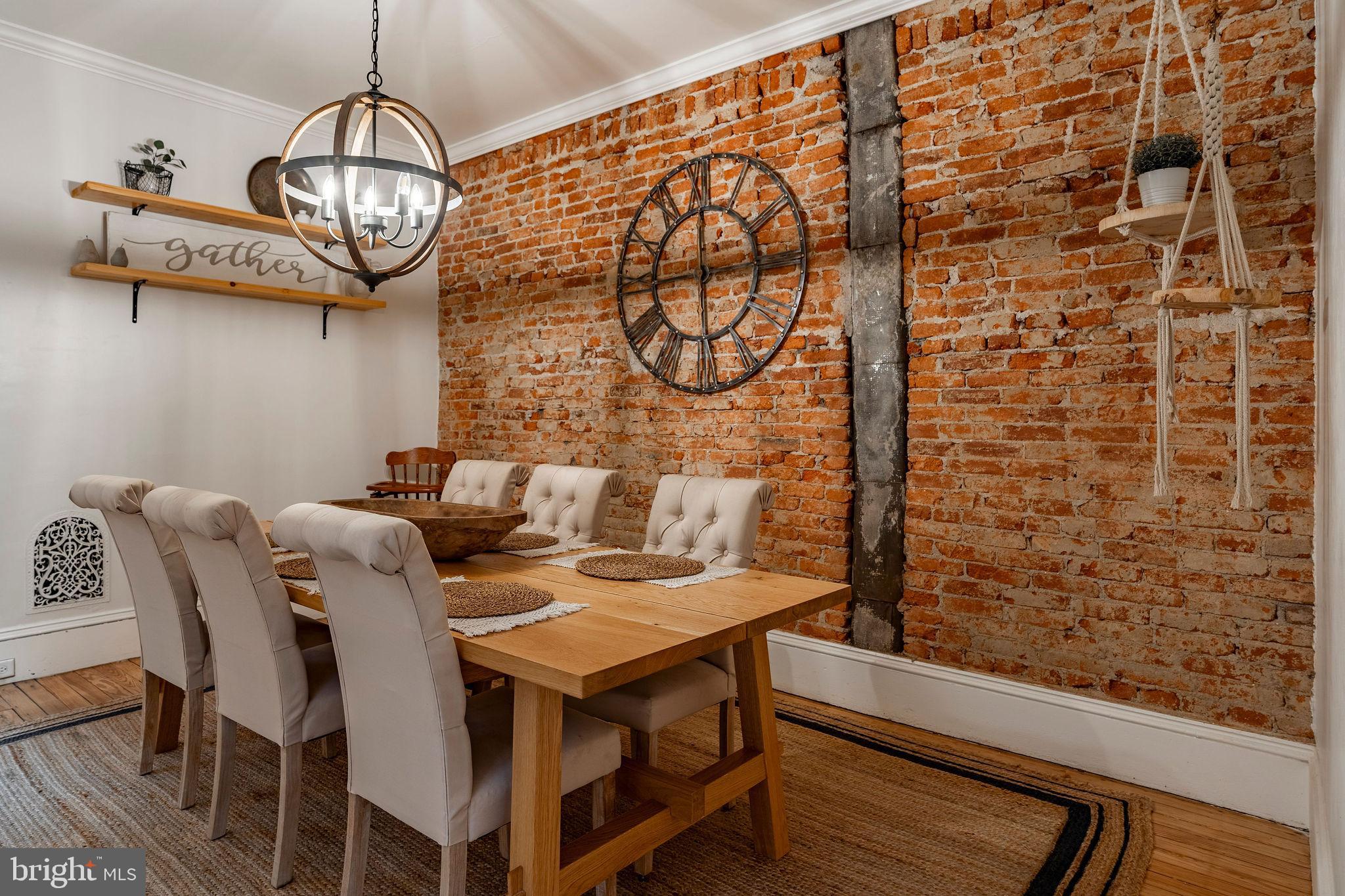 LANCASTER - Residential