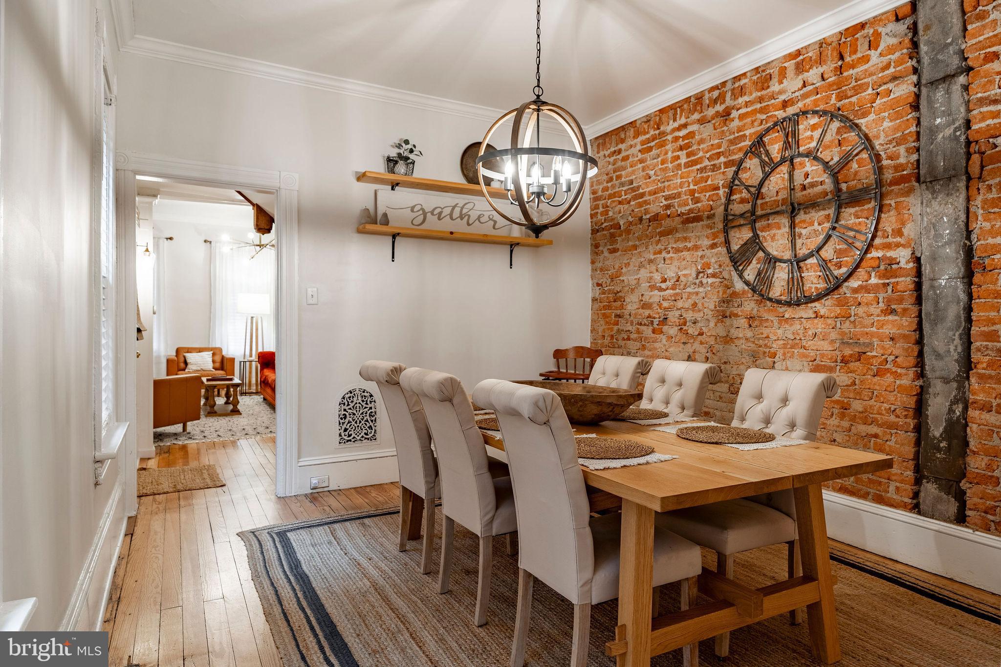 LANCASTER - Residential