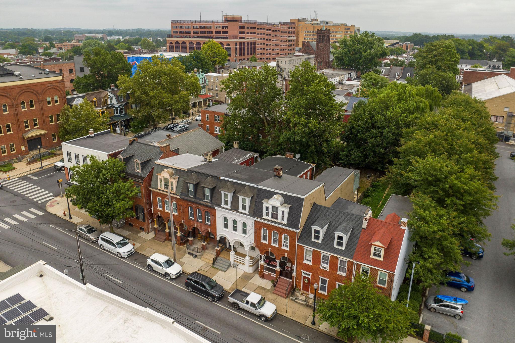 LANCASTER - Residential